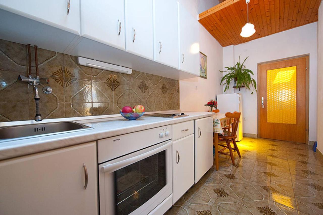 Apartments Nina โรวีน ภายนอก รูปภาพ