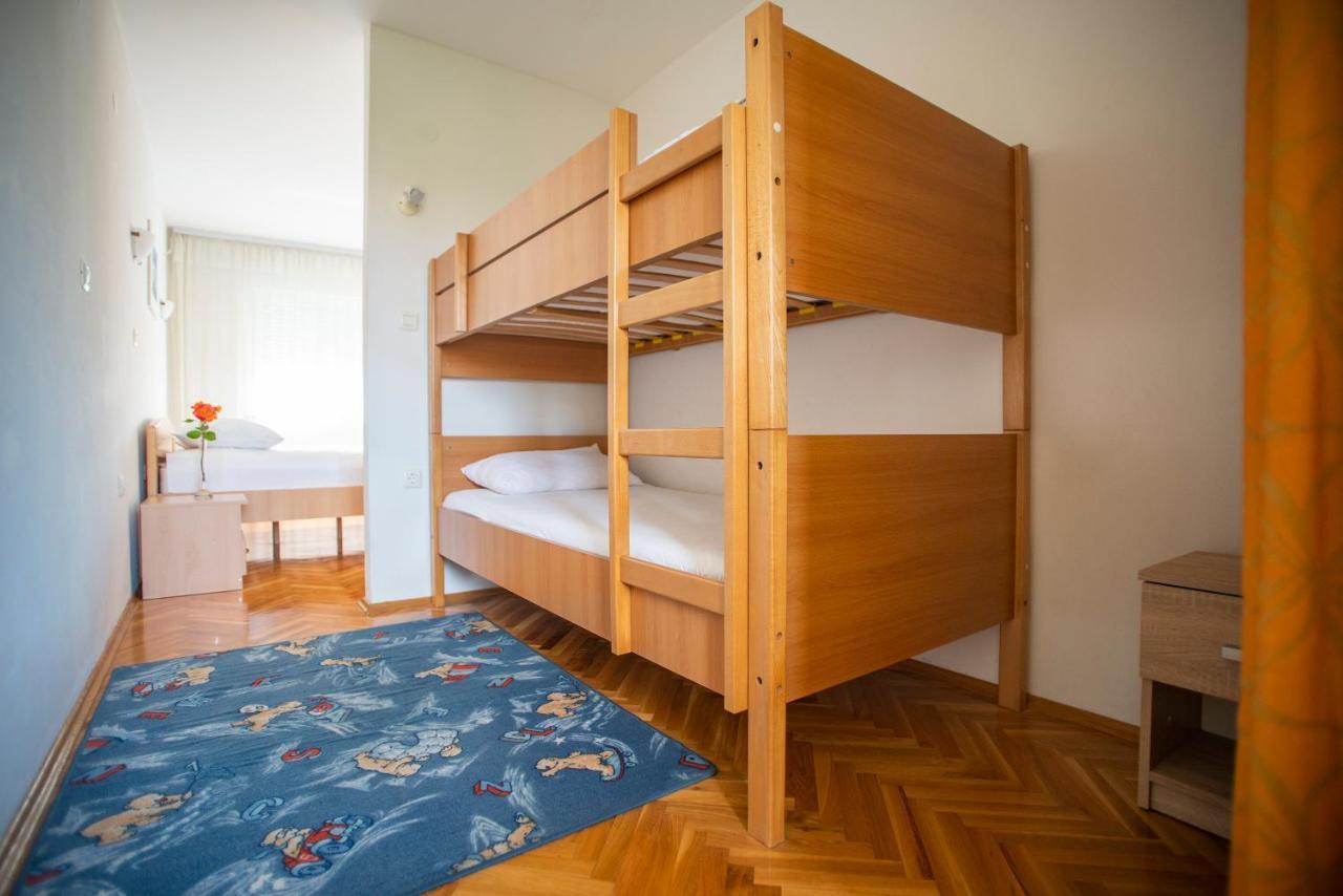 Apartments Nina โรวีน ภายนอก รูปภาพ